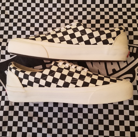 COPY - Unisex Checkered Vans - Picture 3 of 8